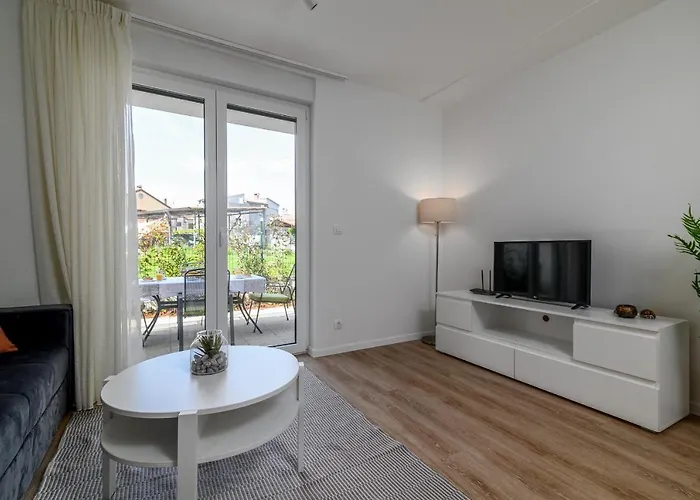 아파트 Ida 로비니