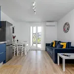Ida * Ρόβινι
